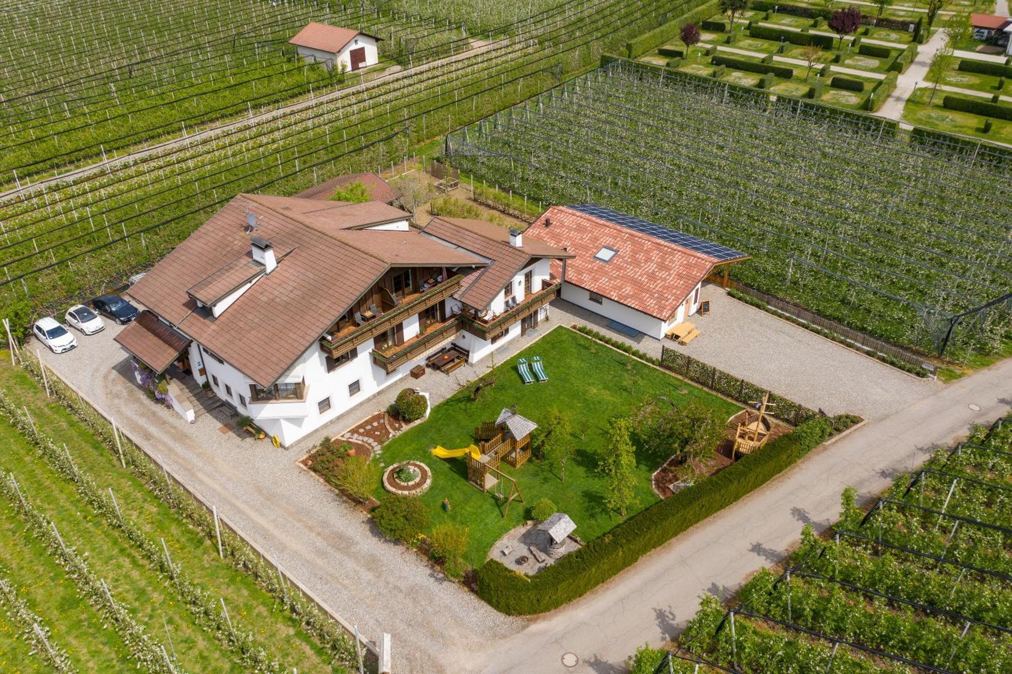 Kammerhof Apartment Birne لانا المظهر الخارجي الصورة
